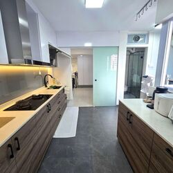 Blk 643 Yishun Street 61 (Yishun), HDB Executive #538401021